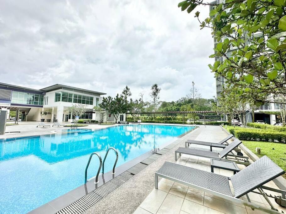 Kuching Cozy Skyvilla Apartment @ Mjc Batu Kawa Ngoại thất bức ảnh